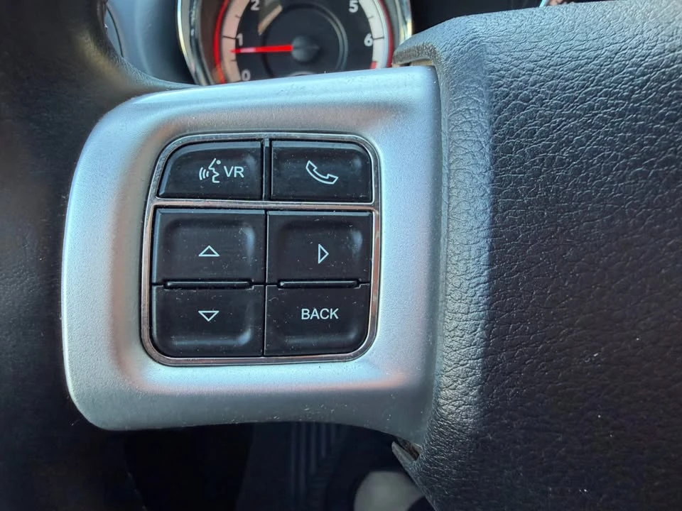 2017 Dodge Caravan - Image 7 of 20