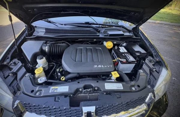 2017 Dodge Caravan - Image 7 of 10