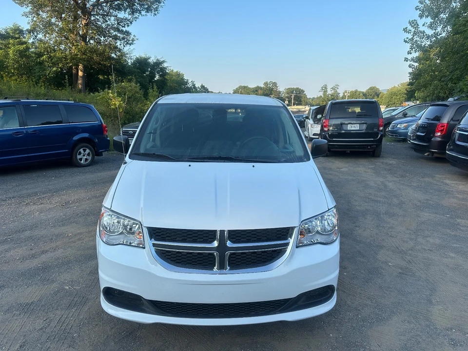 2017 Dodge Caravan - Image 6 of 20