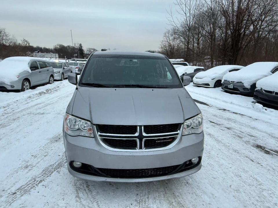 2017 Dodge Caravan - Image 10 of 21