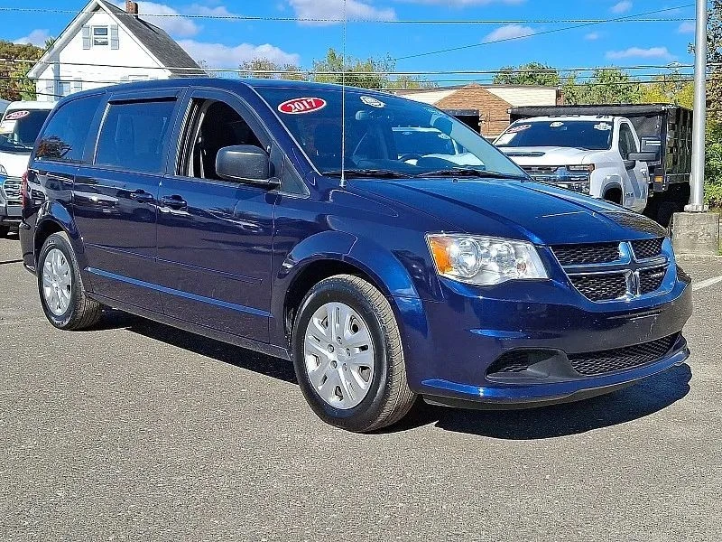 2017 Dodge Caravan - Image 2 of 12
