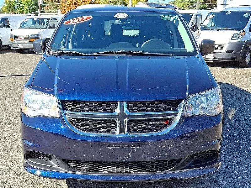 2017 Dodge Caravan - Image 3 of 12