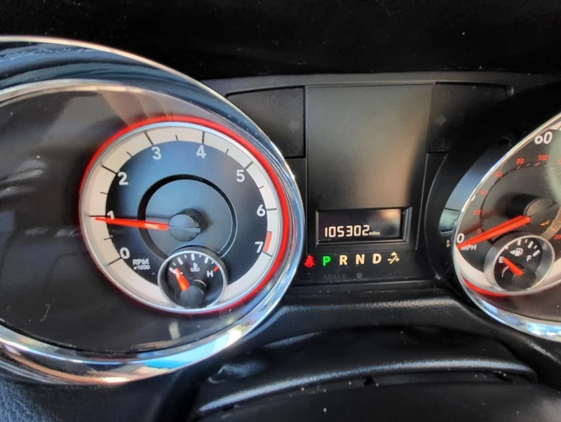 2017 Dodge Caravan - Image 9 of 17