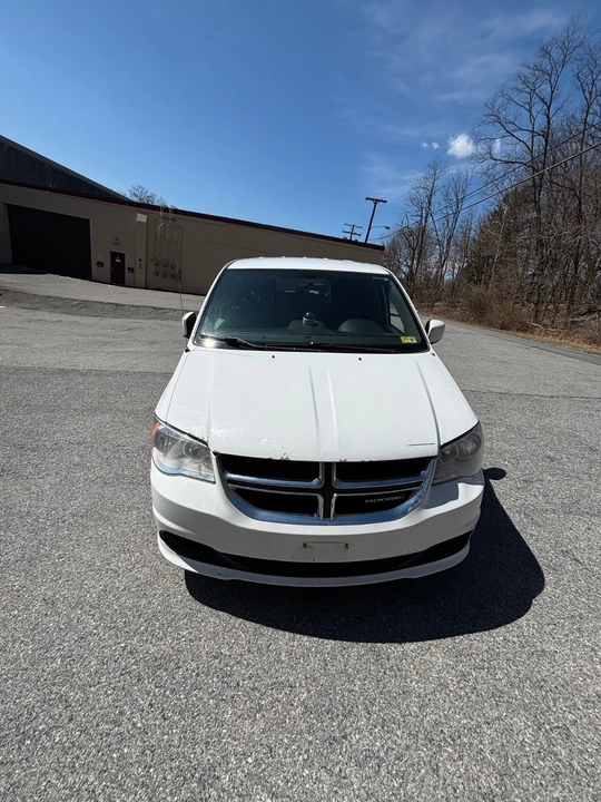2017 Dodge Caravan - Image 3 of 9