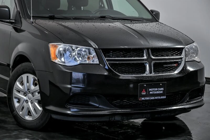 2017 Dodge Caravan - Image 2 of 21