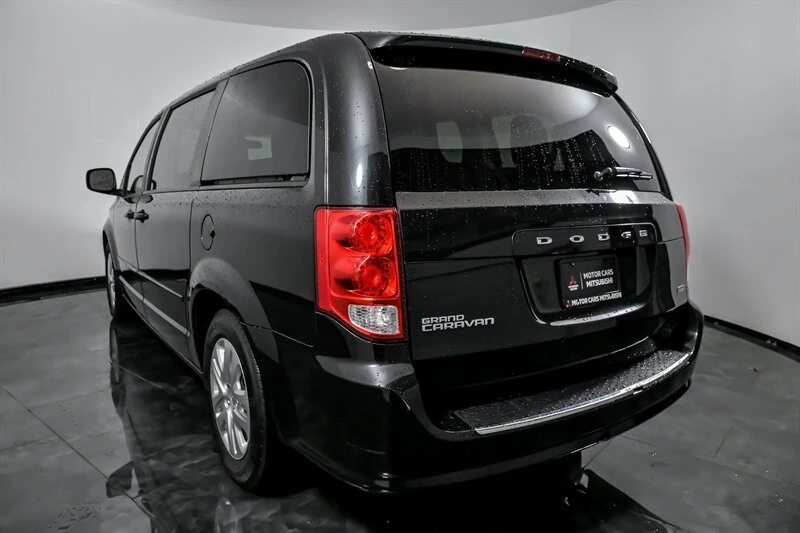 2017 Dodge Caravan - Image 9 of 21