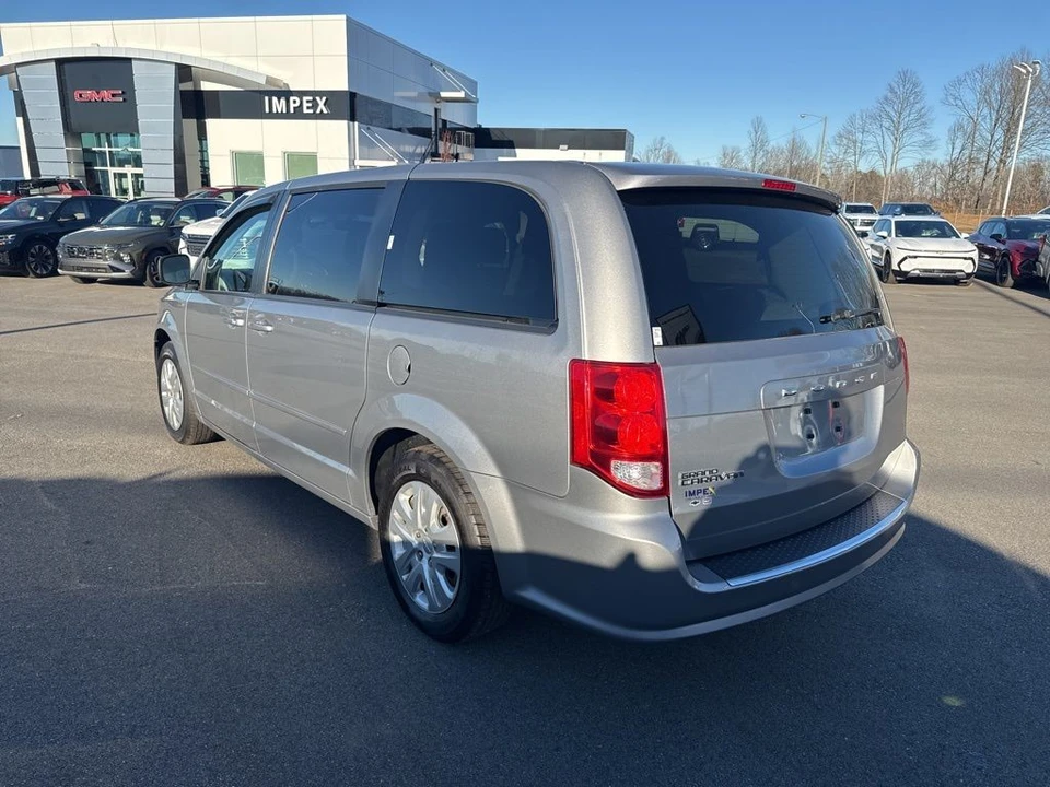 2017 Dodge Caravan - Image 3 of 21