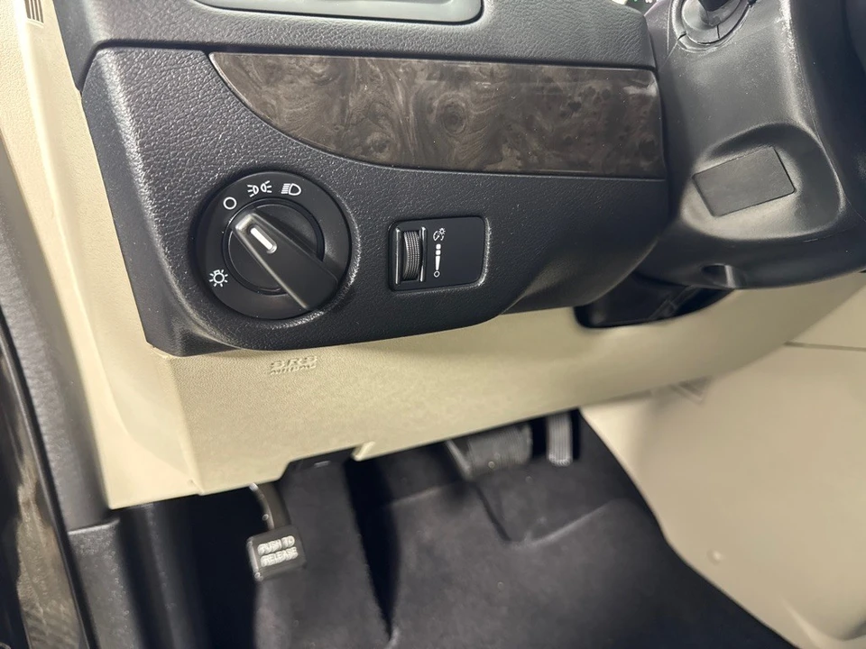 2017 Dodge Caravan - Image 13 of 21