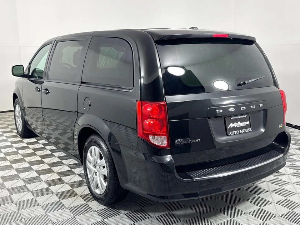 2017 Dodge Caravan - Image 7 of 21