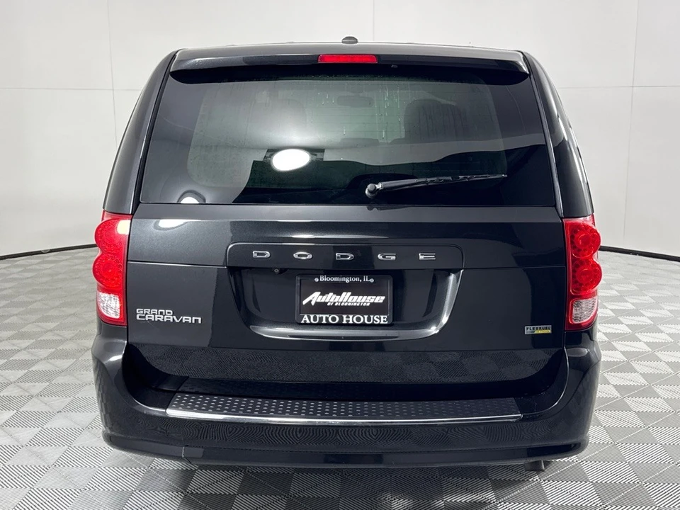 2017 Dodge Caravan - Image 6 of 21