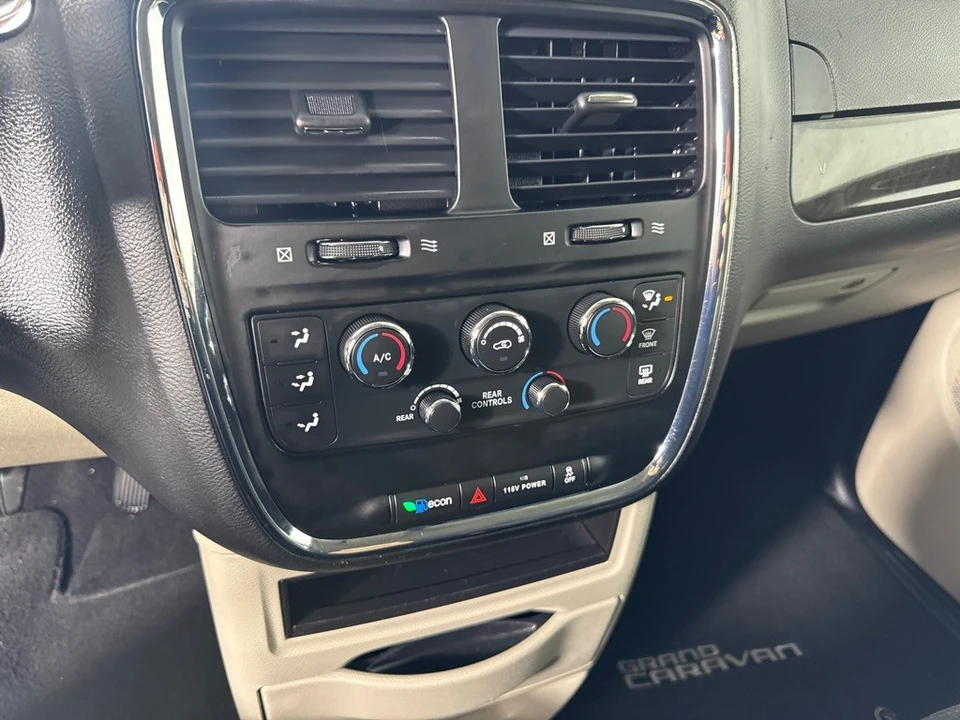 2017 Dodge Caravan - Image 17 of 21
