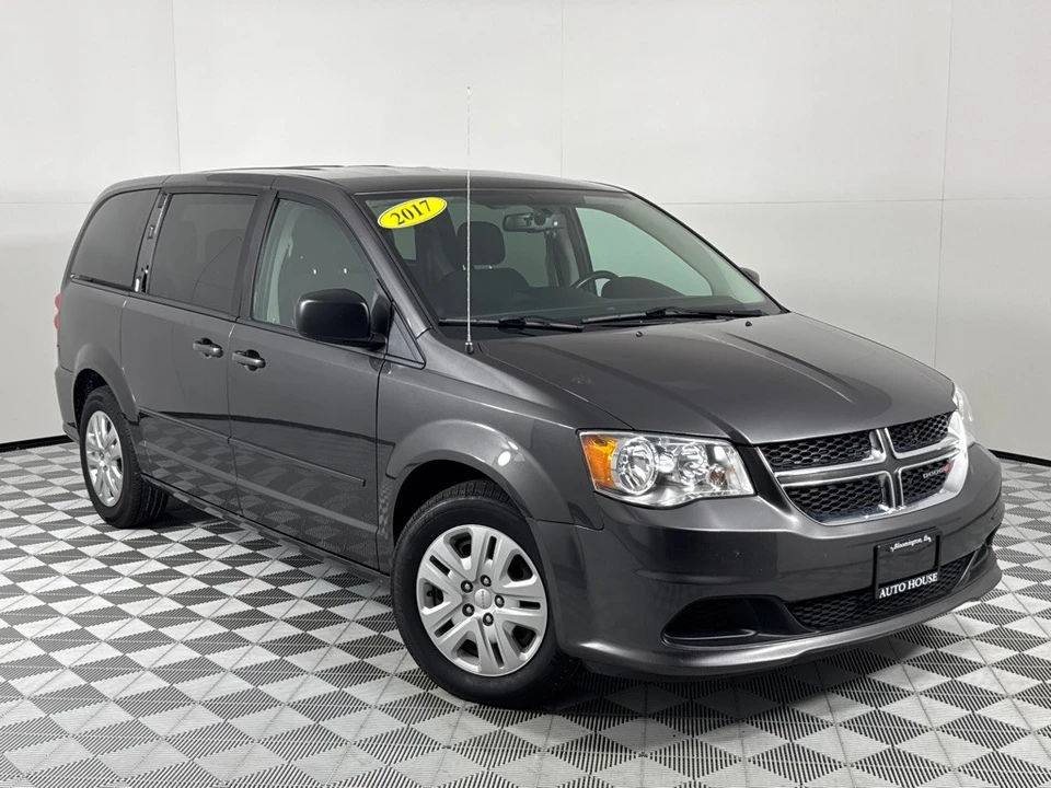 2017 Dodge Caravan - Image 2 of 12