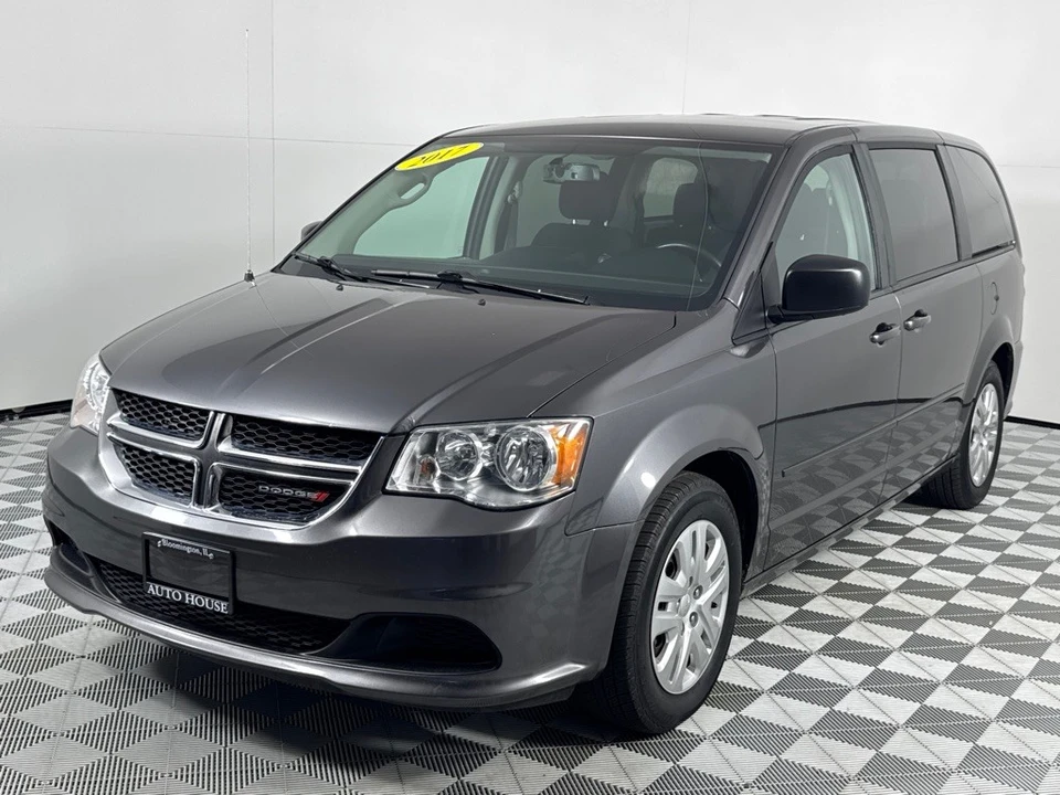 2017 Dodge Caravan - Image 7 of 12