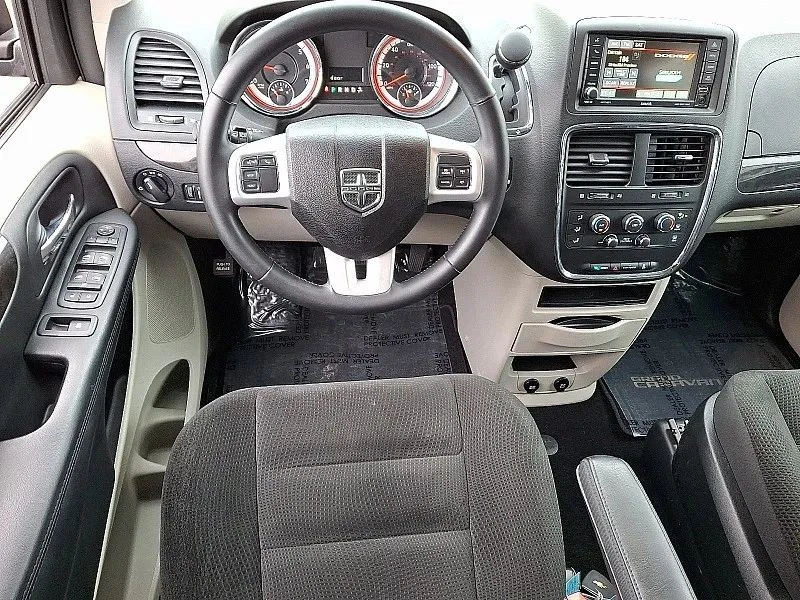 2017 Dodge Caravan - Image 12 of 12