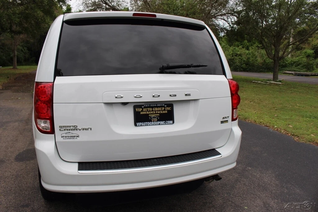 2017 Dodge Caravan - Image 21 of 21