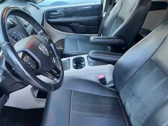 2017 Dodge Caravan - Image 15 of 20