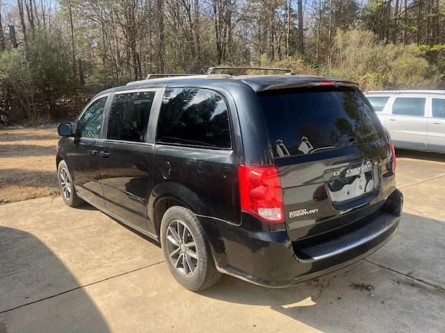 2017 Dodge Caravan - Image 4 of 20