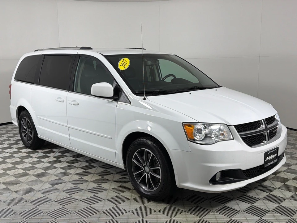 2017 Dodge Caravan - Image 3 of 12
