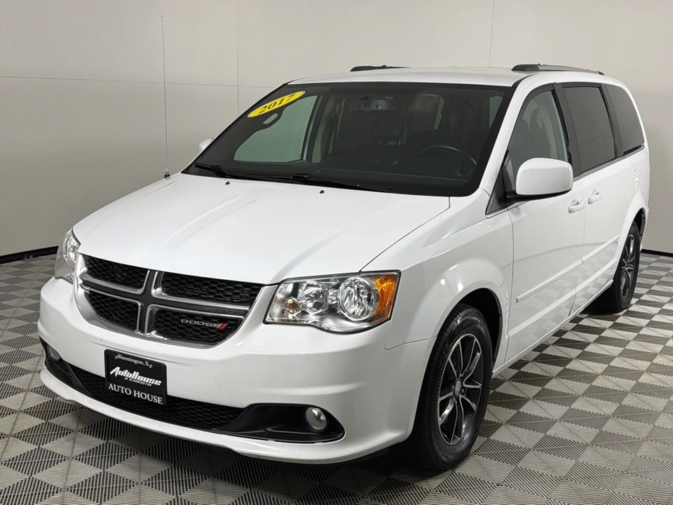 2017 Dodge Caravan - Image 10 of 12