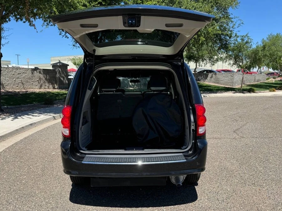 2017 Dodge Caravan - Image 15 of 15