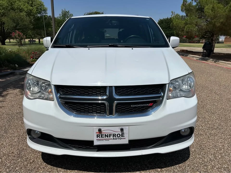 2017 Dodge Caravan - Image 8 of 20