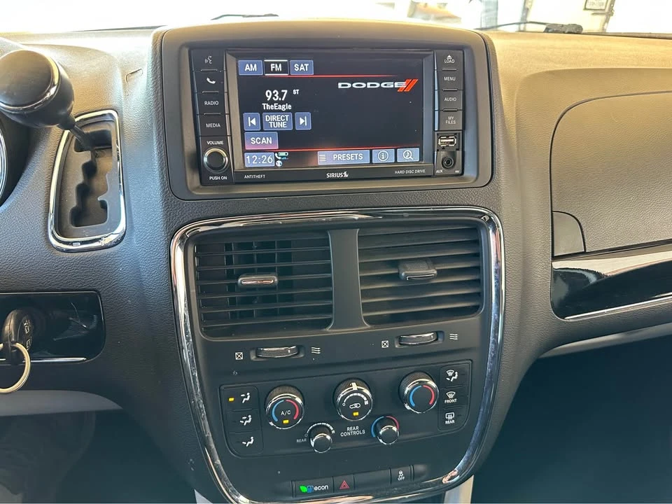 2017 Dodge Caravan - Image 17 of 20