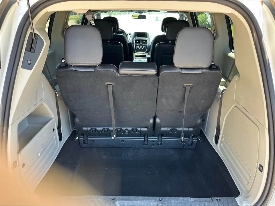 2017 Dodge Caravan - Image 14 of 20
