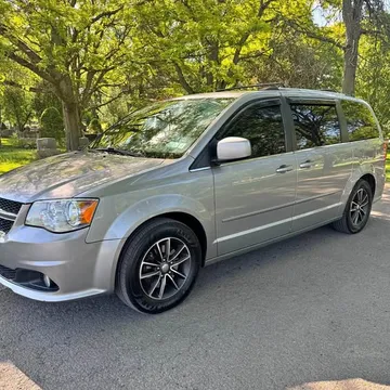 2017 Dodge Grand Caravan SXT Plus