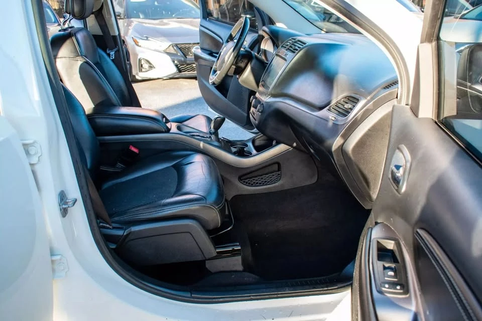 2017 Dodge Journey - Image 9 of 20