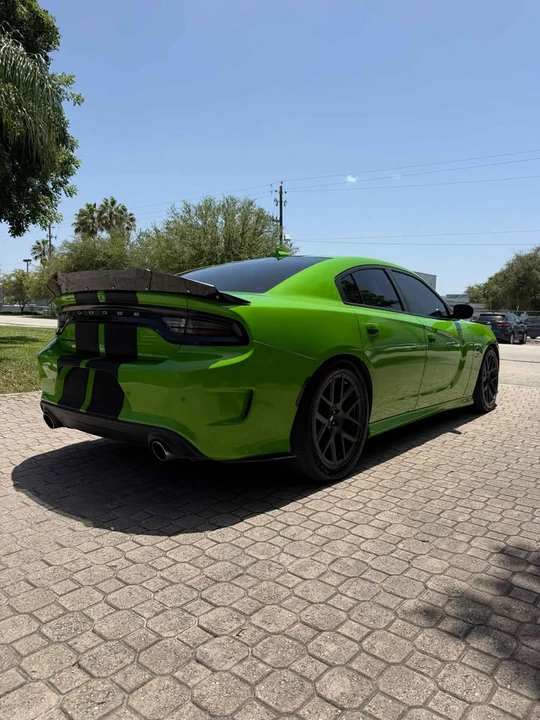 2017 Dodge Charger SRT & 392 7th Gen - Image 3 of 8