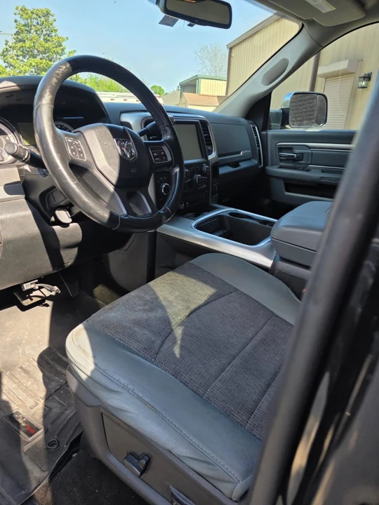 2017 Dodge Ram - Image 3 of 4