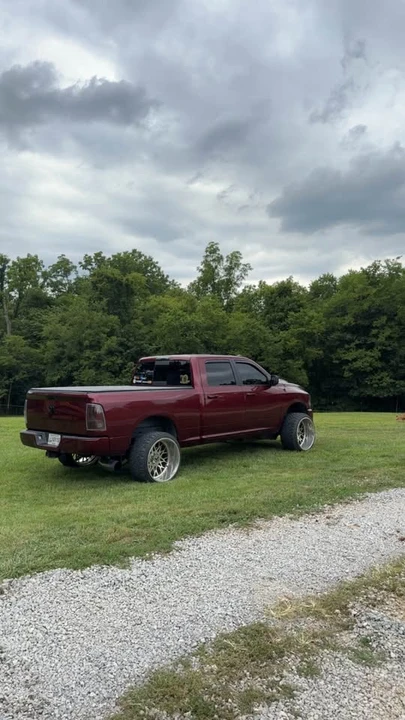 2017 Dodge Ram - Image 13 of 18