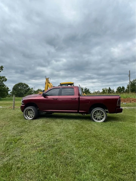 2017 Dodge Ram - Image 14 of 18
