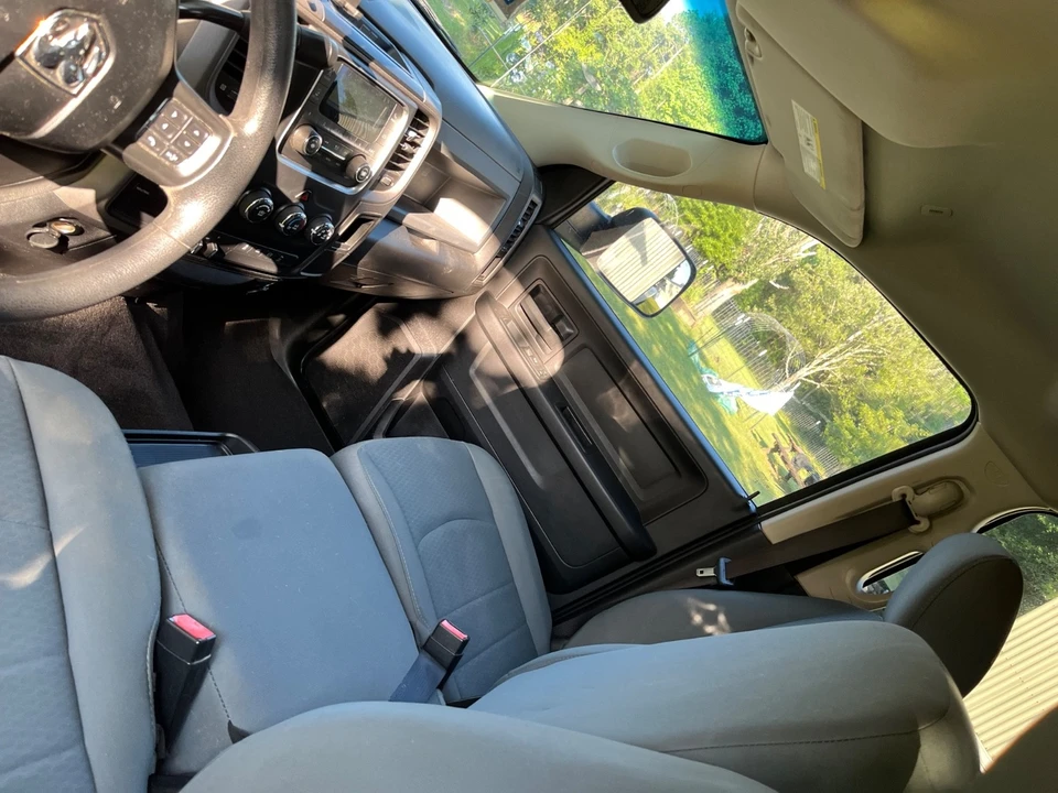 2017 Ram 3500 - Image 8 of 11