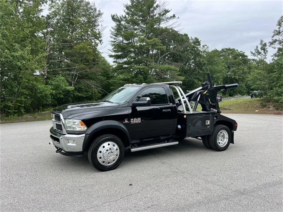 2017 Dodge Ram 4th Gen - Image 2 of 15