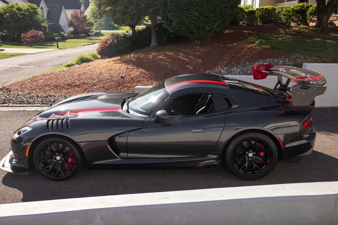 2017 Dodge Viper ACR 5th Gen - Image 17 of 31