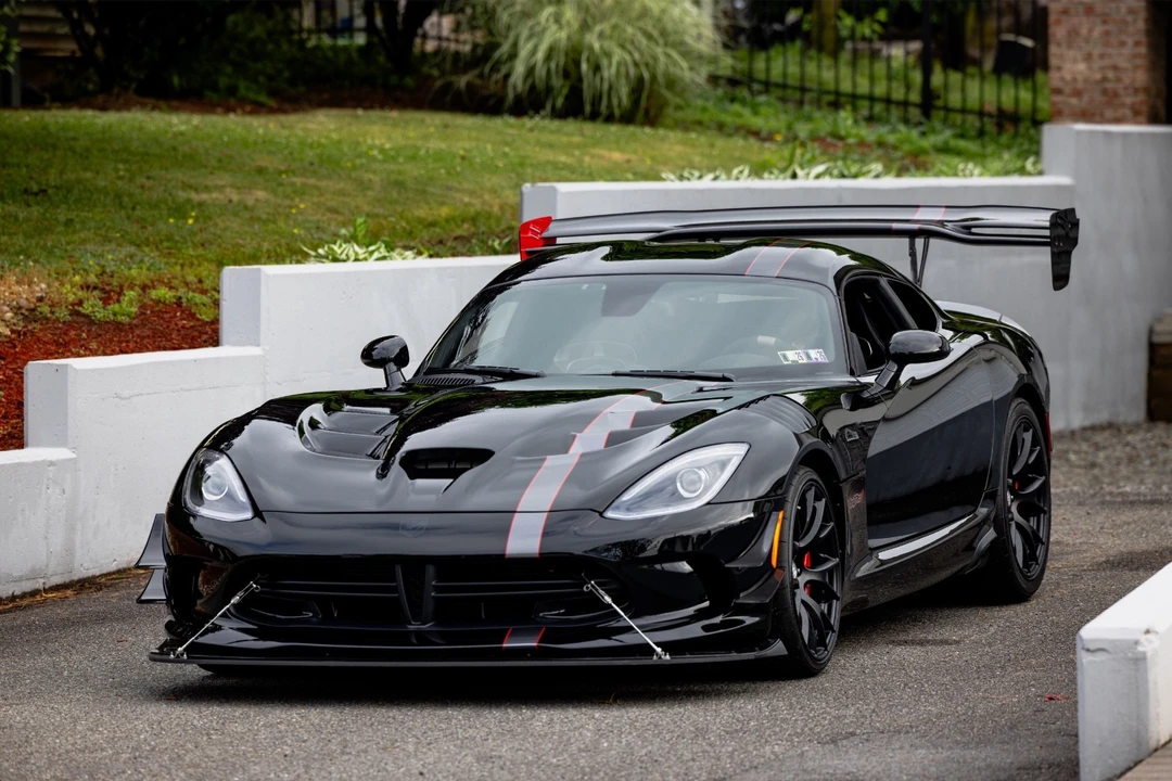2017 Dodge Viper 5th Gen - Image 10 of 31