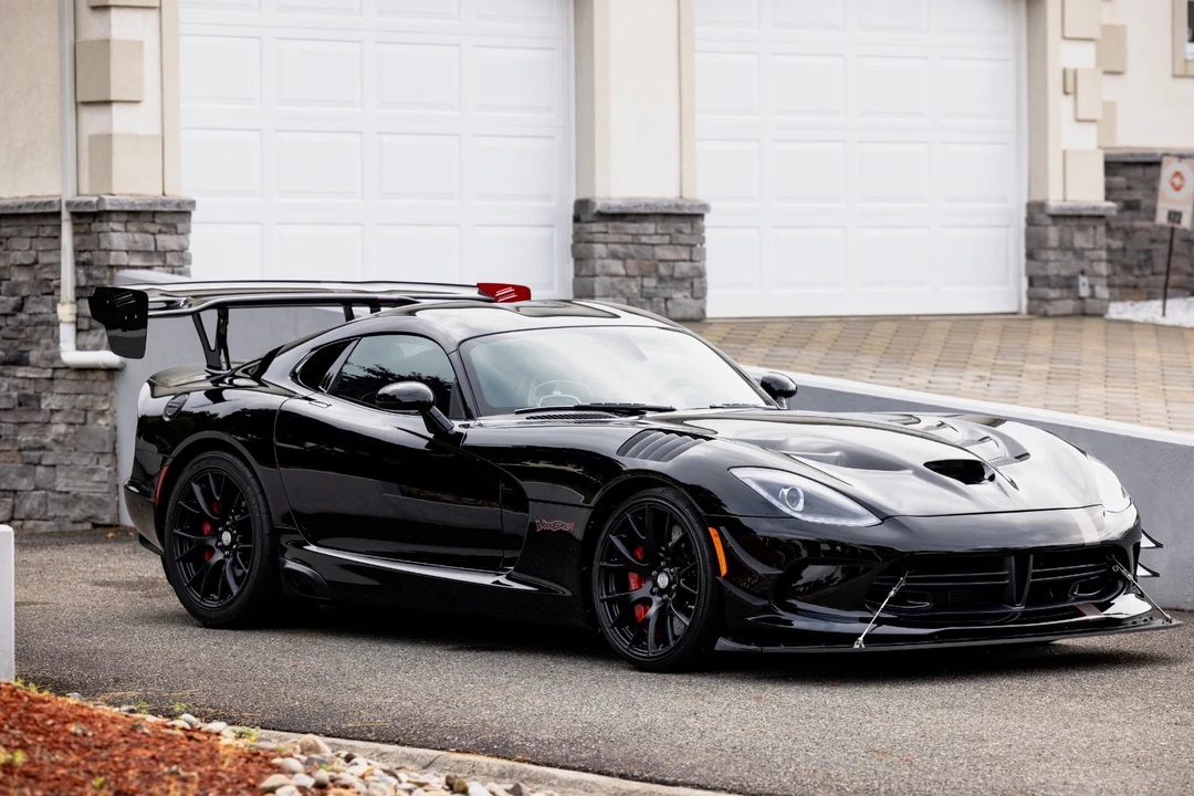 2017 Dodge Viper 5th Gen - Image 5 of 31