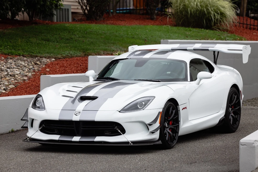 2017 Dodge Viper ACR 5th Gen - Image 14 of 31