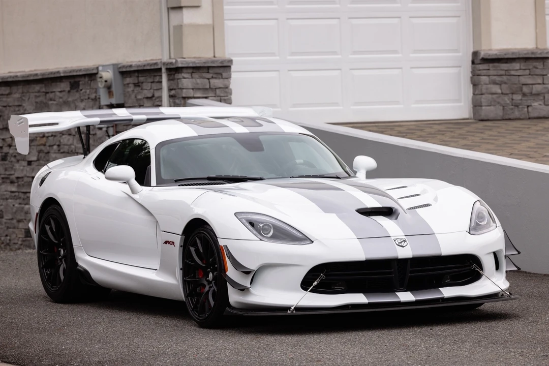 2017 Dodge Viper ACR 5th Gen - Image 8 of 31