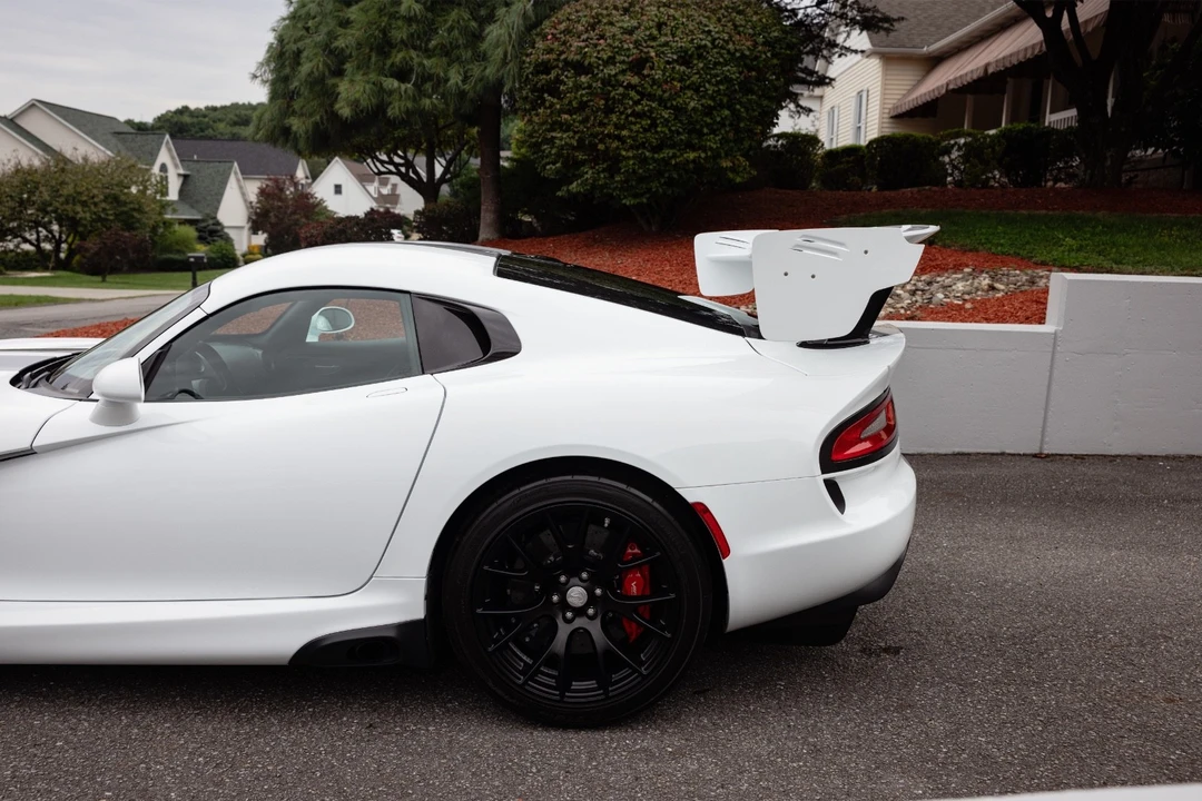 2017 Dodge Viper ACR 5th Gen - Image 4 of 31