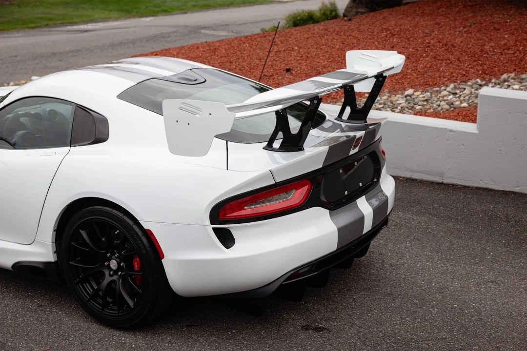 2017 Dodge Viper ACR 5th Gen - Image 3 of 31
