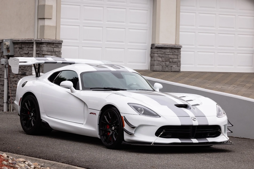 2017 Dodge Viper ACR 5th Gen - Image 9 of 31