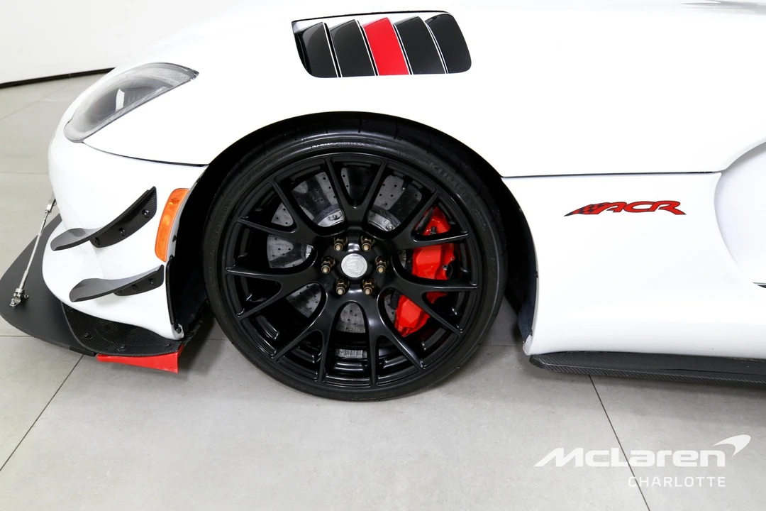 2017 Dodge Viper ACR 5th Gen - Image 27 of 31