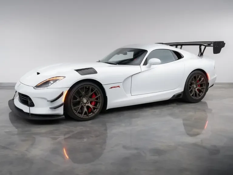 2017 Dodge Viper ACR 5th Gen - Image 2 of 31