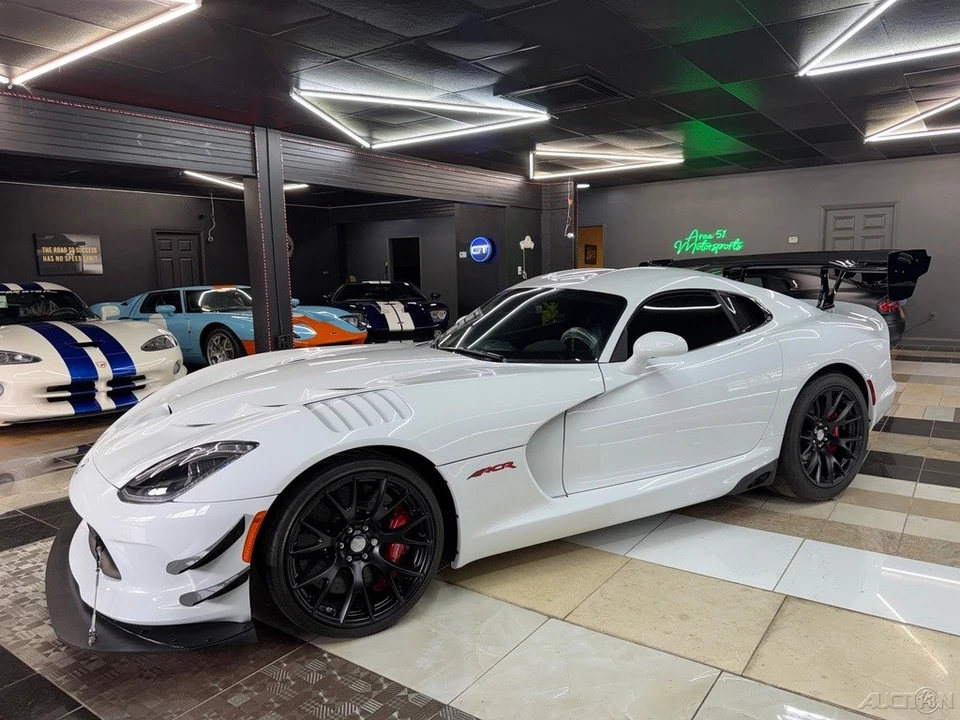 2017 Dodge Viper ACR 5th Gen - Image 5 of 12