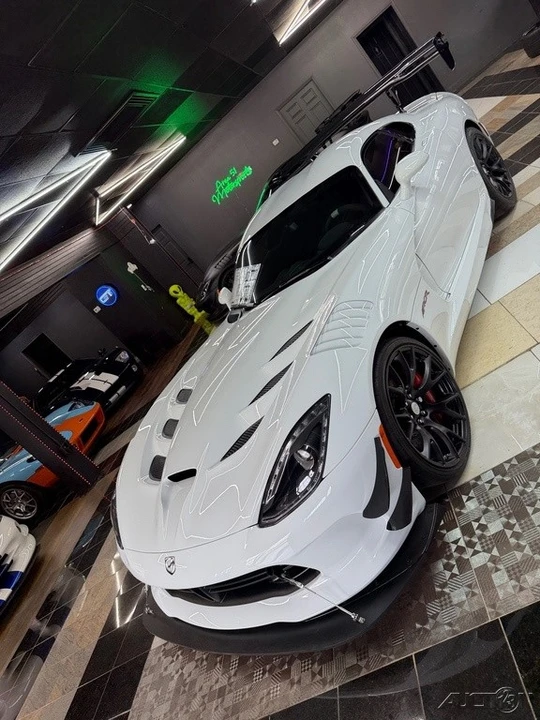 2017 Dodge Viper ACR 5th Gen - Image 2 of 12