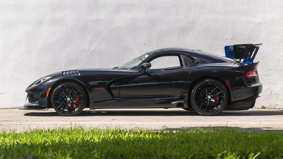 2017 Dodge Viper ACR 5th Gen - Image 2 of 28