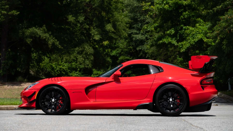 2017 Dodge Viper ACR 5th Gen - Image 2 of 31