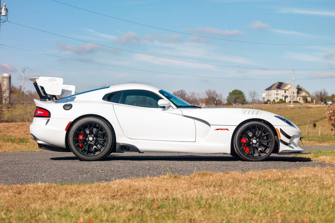 2017 Dodge Viper ACR 5th Gen - Image 26 of 31